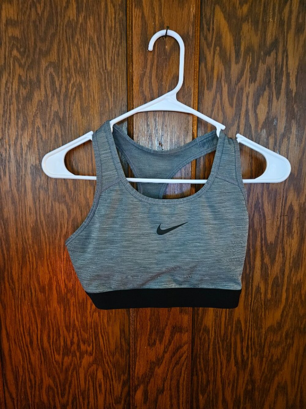 Nike Women's Medium Support Padded Sports Bra with Band Smoke Grey
